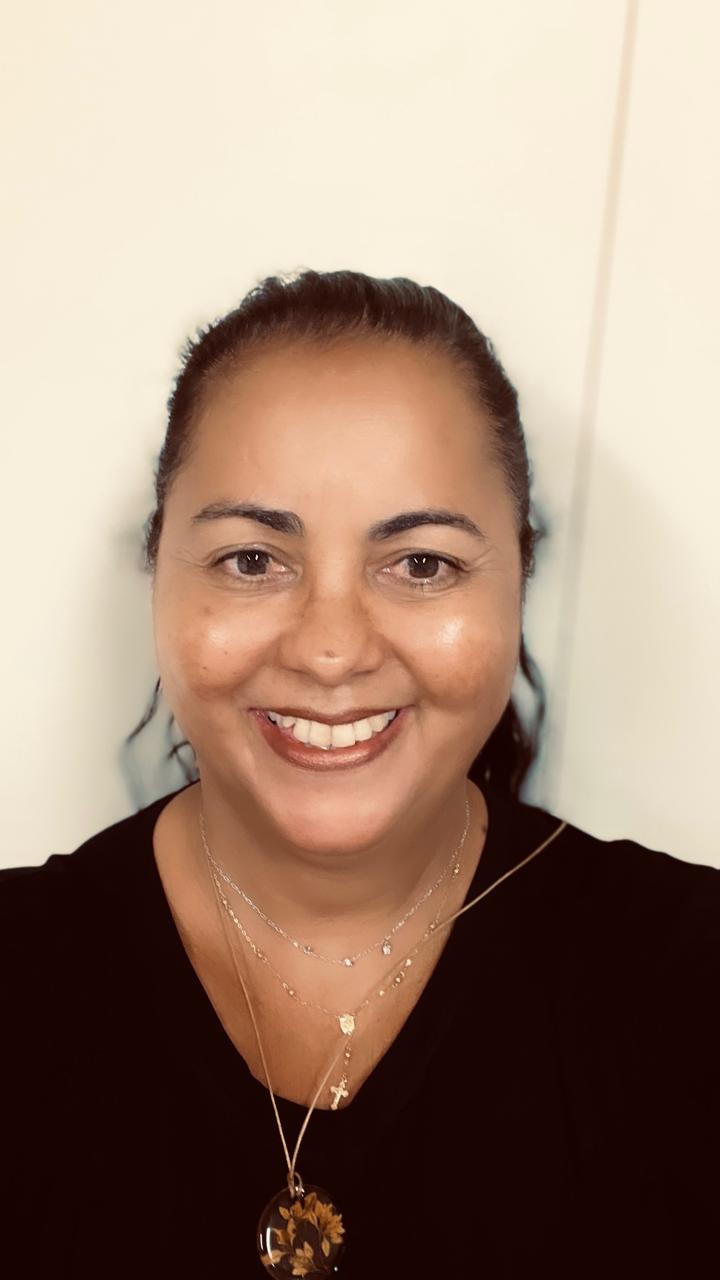 Helenilce Farias de Carvalho