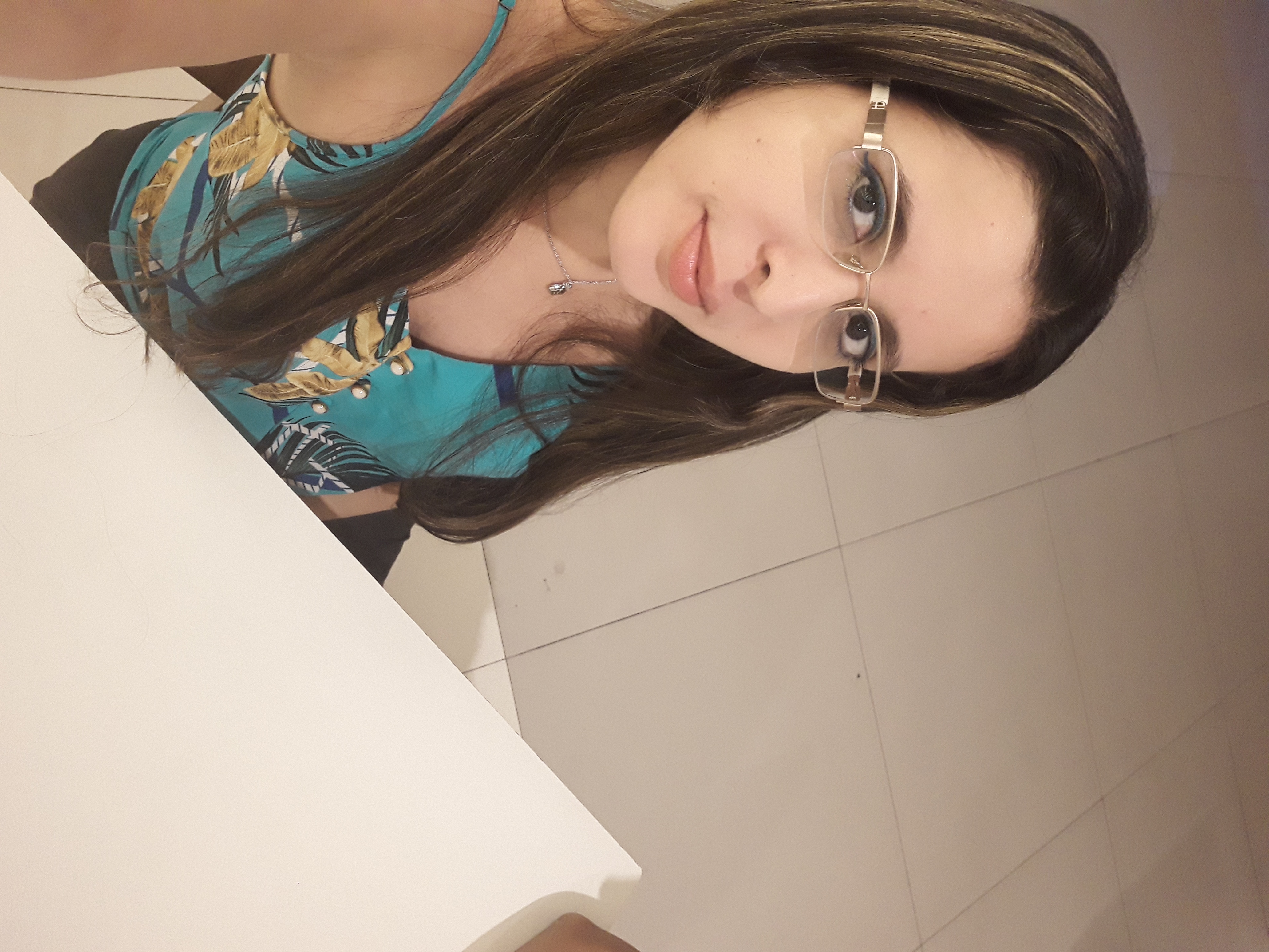 Gleyce Maria simplicio revoredo
